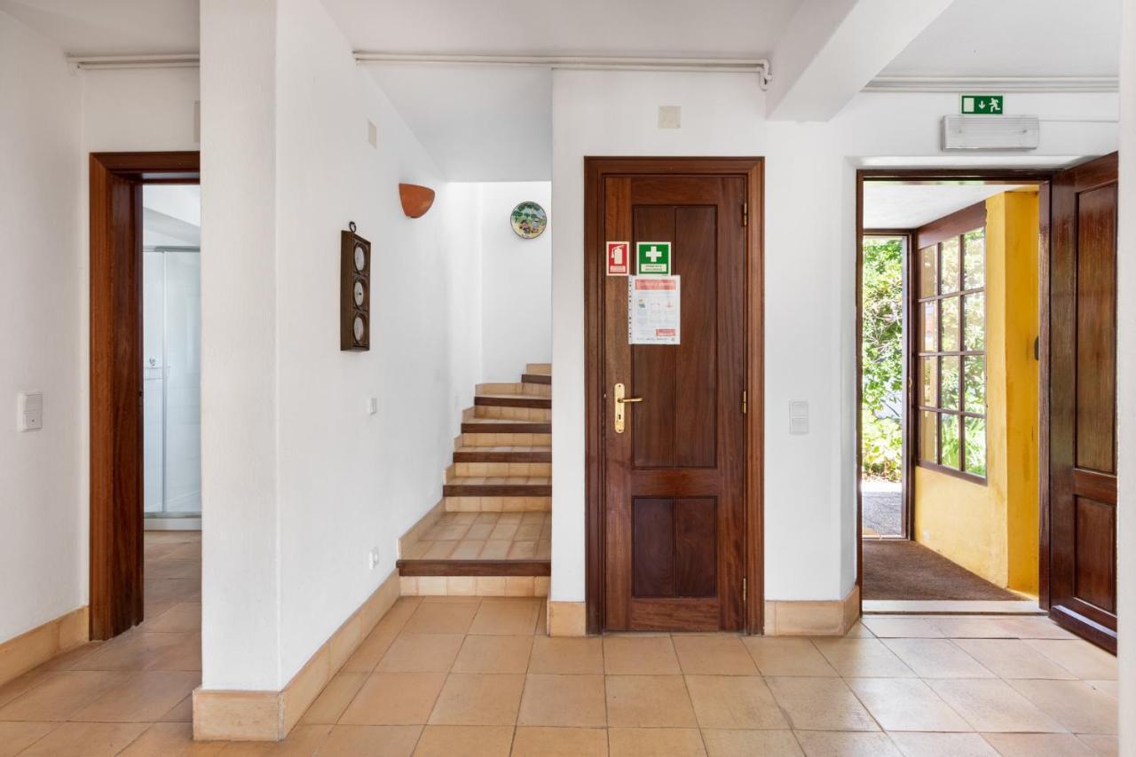 Joivy 3-Br Cottage With Terrace And Garden In Colares Синтра Экстерьер фото
