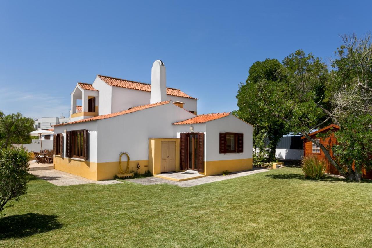 Joivy 3-Br Cottage With Terrace And Garden In Colares Синтра Экстерьер фото