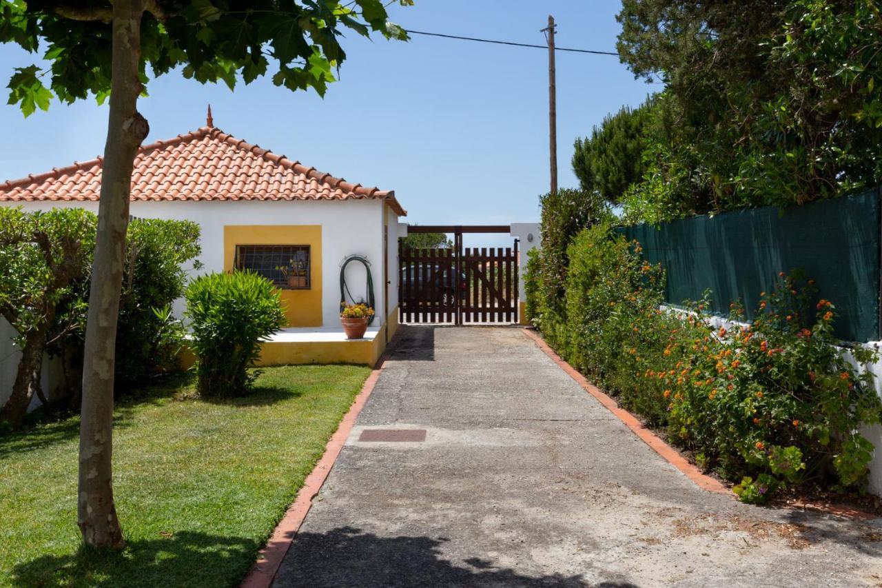 Joivy 3-Br Cottage With Terrace And Garden In Colares Синтра Экстерьер фото
