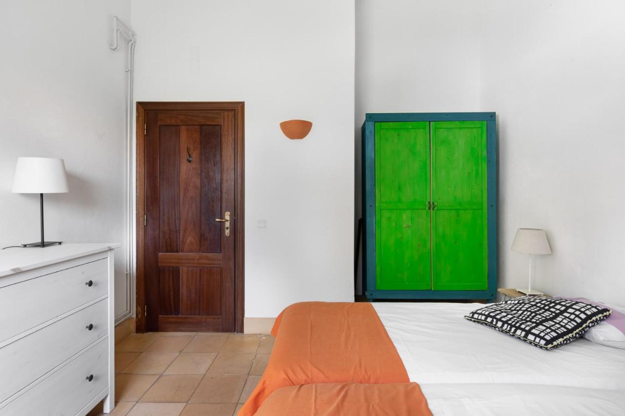 Joivy 3-Br Cottage With Terrace And Garden In Colares Синтра Экстерьер фото